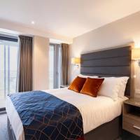 2 Bedroom Suite