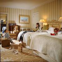 Family Room (2 Adults + 2 Children)
