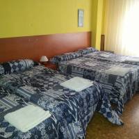Quadruple Room with Shared Bathroom