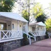 Two-Bedroom Bungalow (1-5 Adults)