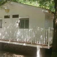 Two-Bedroom Bungalow (1-8 Adults)