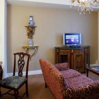 Senior Suite