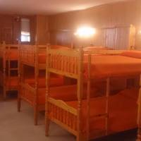Private Room with Shared Bathroom 10 Adults (Albergue)