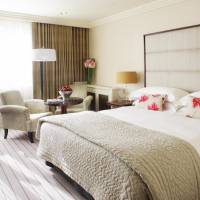 Classic King Room with City View
