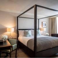 Luxury Suite King Bed