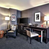 Deluxe Queen Room with Two Queen Beds