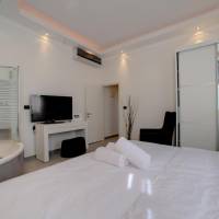 One-Bedroom Apartment (3 Adults)