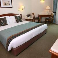 Deluxe Double + Child Room