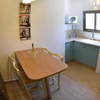 Deluxe Family Room (2 Adults + 2 Children)