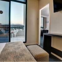 Suite (2 Adults + 3 Children)