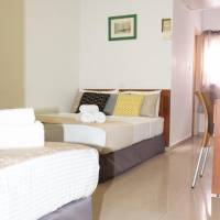 Basic Triple Room with Three Single Beds