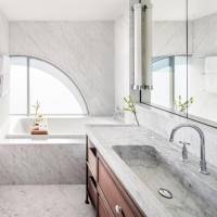 Junior Suite with Terrace and Old City View