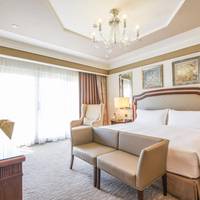 King Grand Deluxe Room