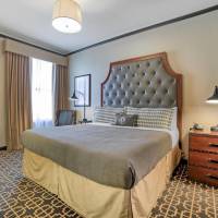 One-Bedroom King Suite