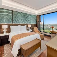 Executive Suite with 90 mins Cocktail hours