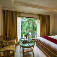 Garden View Room