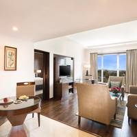 Suite with complimentary one way airport transfer