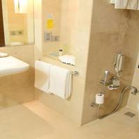 King Room - Mobility Access/Roll in Shower - Non-Smoking(20% Discount on F&B,Spa Services and Laundry)
