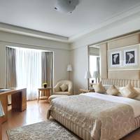 Plaza Room with confirmed upgrade to Grand Plaza Room, 25% Discount on Food and Beverage