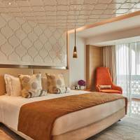 Deluxe Room City View King Bed