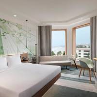 Premier King Bed Ocean View - Higher Floor, Buffet Breakfast, Premier Lounge, Airport Transfer