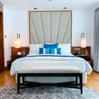 Deluxe Bay View Room (partial seaview)