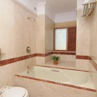 Suite - INR 1000 credit per stay on Food and Beverage (Valid till Dec 15,2021)
