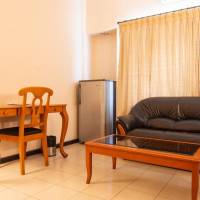 Deluxe Two-Bedroom Apartment with Kitchen