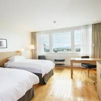 Standard Twin Room with Mountain View