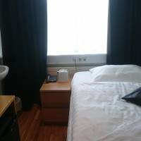 Small Single Room with Shared Bathroom