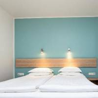 Room #9832537