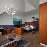 Queen Suite