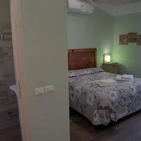 King Room with Roll-In Shower - Disability Access