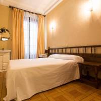 Double Room with Shared Toilet