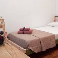 Single Room with Shared Bathroom