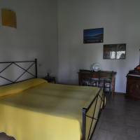 Deluxe Room (2 Adults + 1 Child)