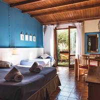 Standard Triple Room with Private Garden