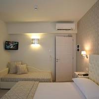 Triple Room with Balcony