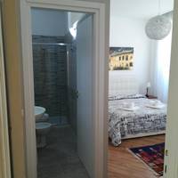 Deluxe Double Room with Private Bathroom