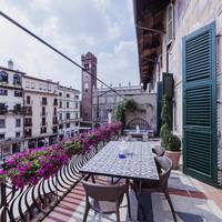 Superior Apartment with Terrace and City View