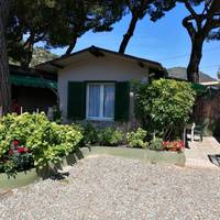Bungalow (2 Adults)