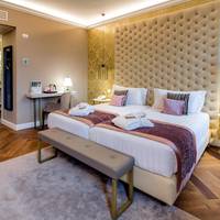 Deluxe with Sofabed