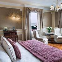 Junior Suite with Lagoon View