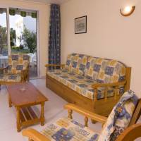 One-Bedroom Apartment (3 Adults)