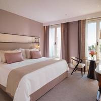 Grand Deluxe Larger Guest Room 