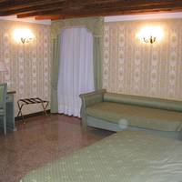 Junior Suite with Canal View
