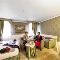 Deluxe Double Room with Canal View