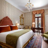 Serenissima Suite, 1 Bedroom Suite, 1 King, Courtyard view