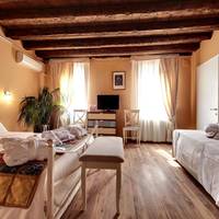 Classic Quadruple Room