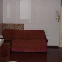 Single Bed in Mixed Dormitory Room with Shared Bathroom 